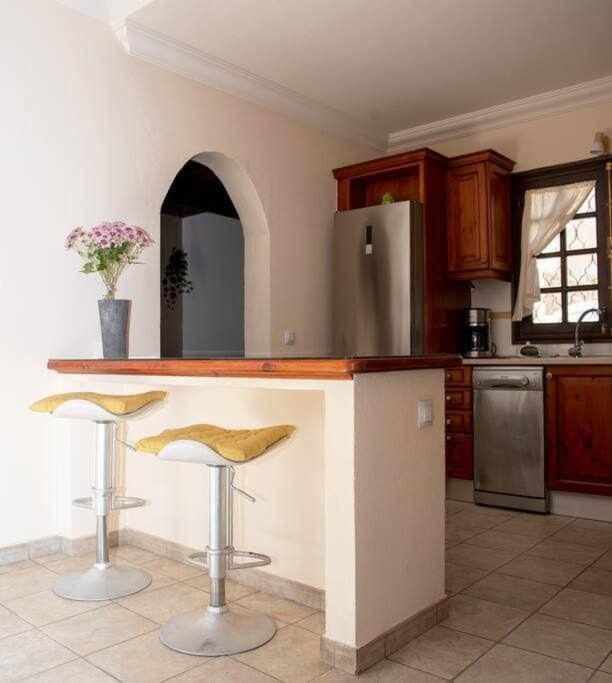 Aurora Mari Villa Your Dream Steps From The Ocean Shore Caleta De Fuste Exterior photo